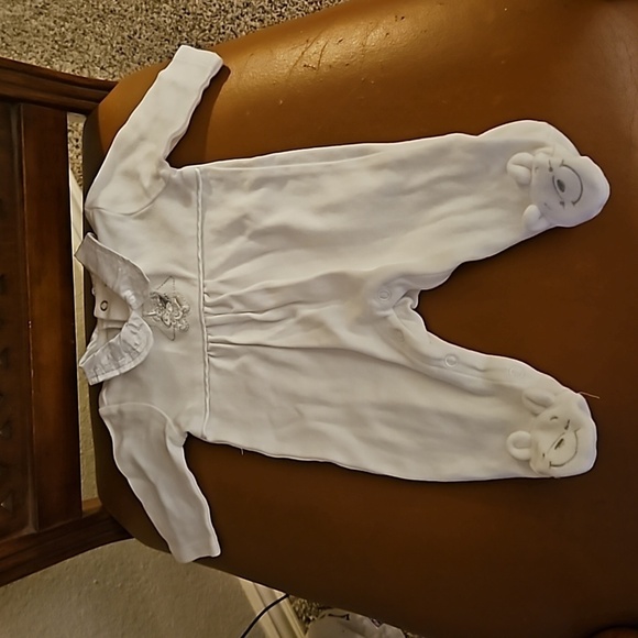 VTG DISNEY White Satin Silver Embroidered Winnie the Pooh Long Sleeve Footie - Picture 3 of 7